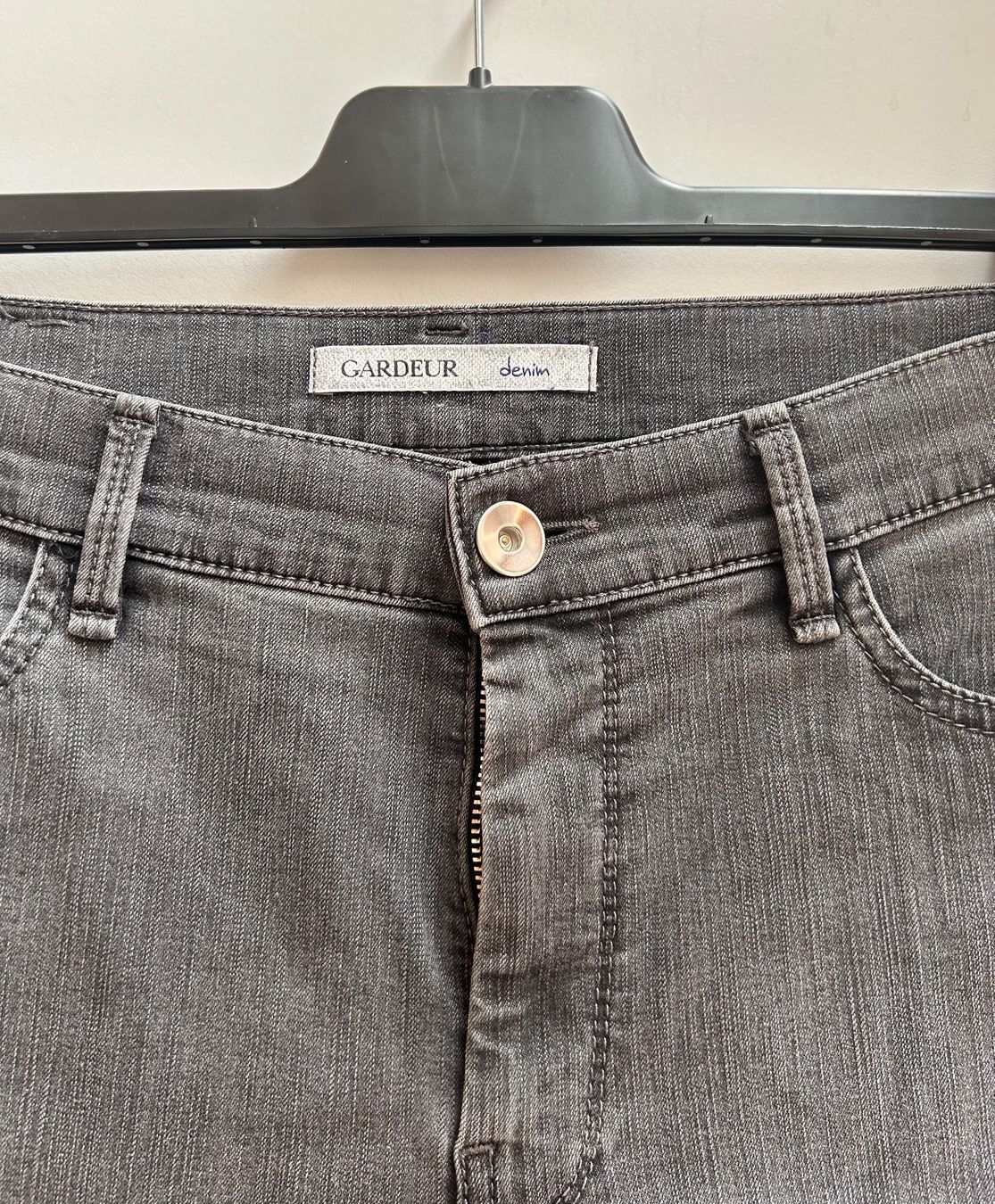 Jeans: GARDEUR Jeans – Gebraucht aus Dättwil AG von fio_d76l 2