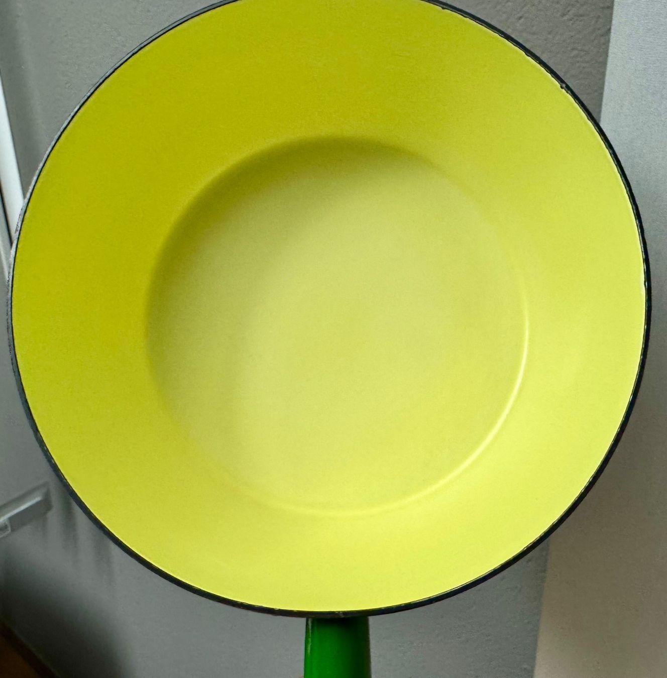 Padelle: Altes Fondue Caquelon 20 cm Durchmesser – Usato da Rothrist venduto da Luckywinner 2