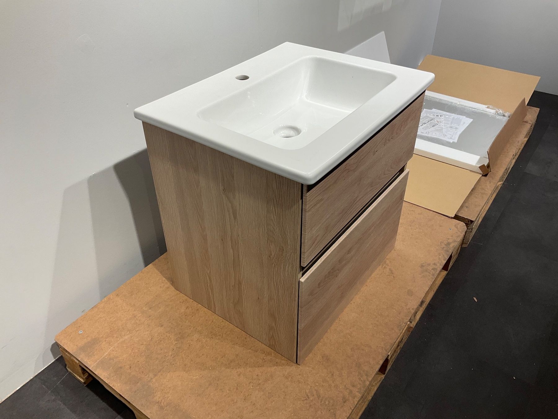 Mobili per bagno: 081Burgbad Badmöbel, Holzoptik hell/weiss, 63cm – Nuovo (secondo la descrizione) da Derendingen venduto da Meisterstuecke 2