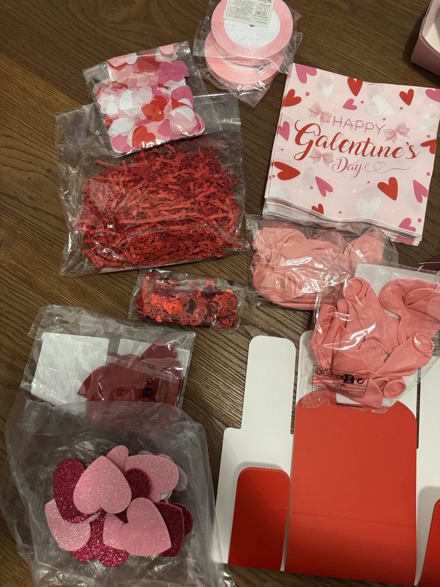 Tutte le decorazioni: Galentines / Valentines Set – Nuovo e nell'imballaggio originale da Vaduz venduto da chiara.brtlm 1