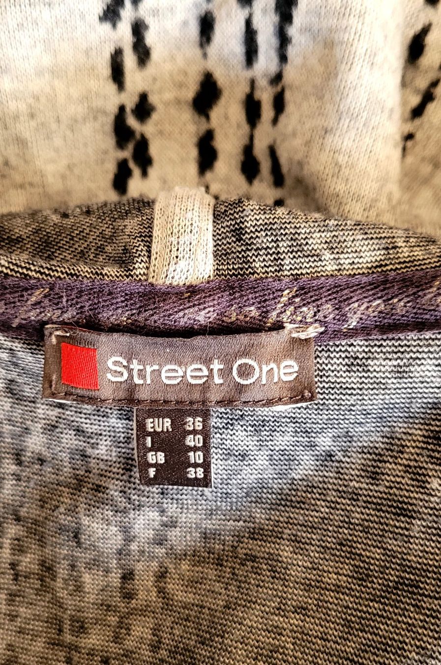 Giacche: Street One Jacke mit Kapuze Gr. 36 – Usato da Füllinsdorf venduto da Sunnebliemli7 2