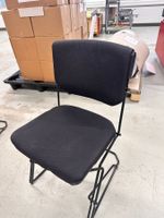Stühle mit diversen Stoffe Sitzfläche und Lehne