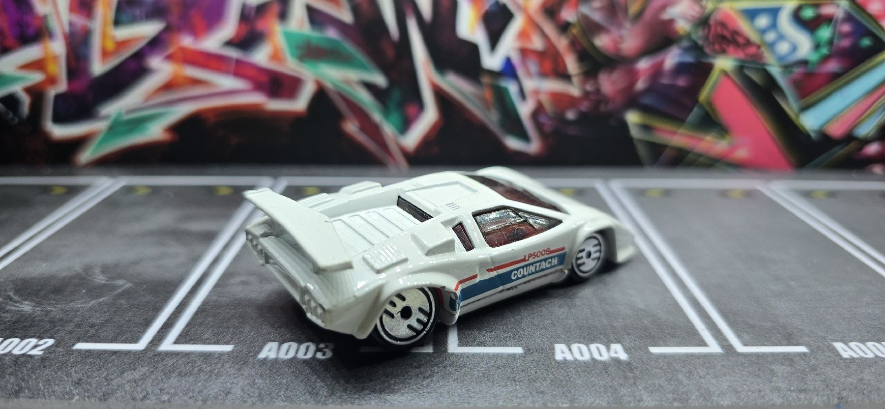 Hot Wheels Modellini d'auto: Hot Wheels Lamborghini – Usato da Frauenfeld venduto da ufo_yk6c 1