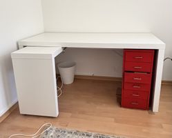 Schreibtisch Ikea