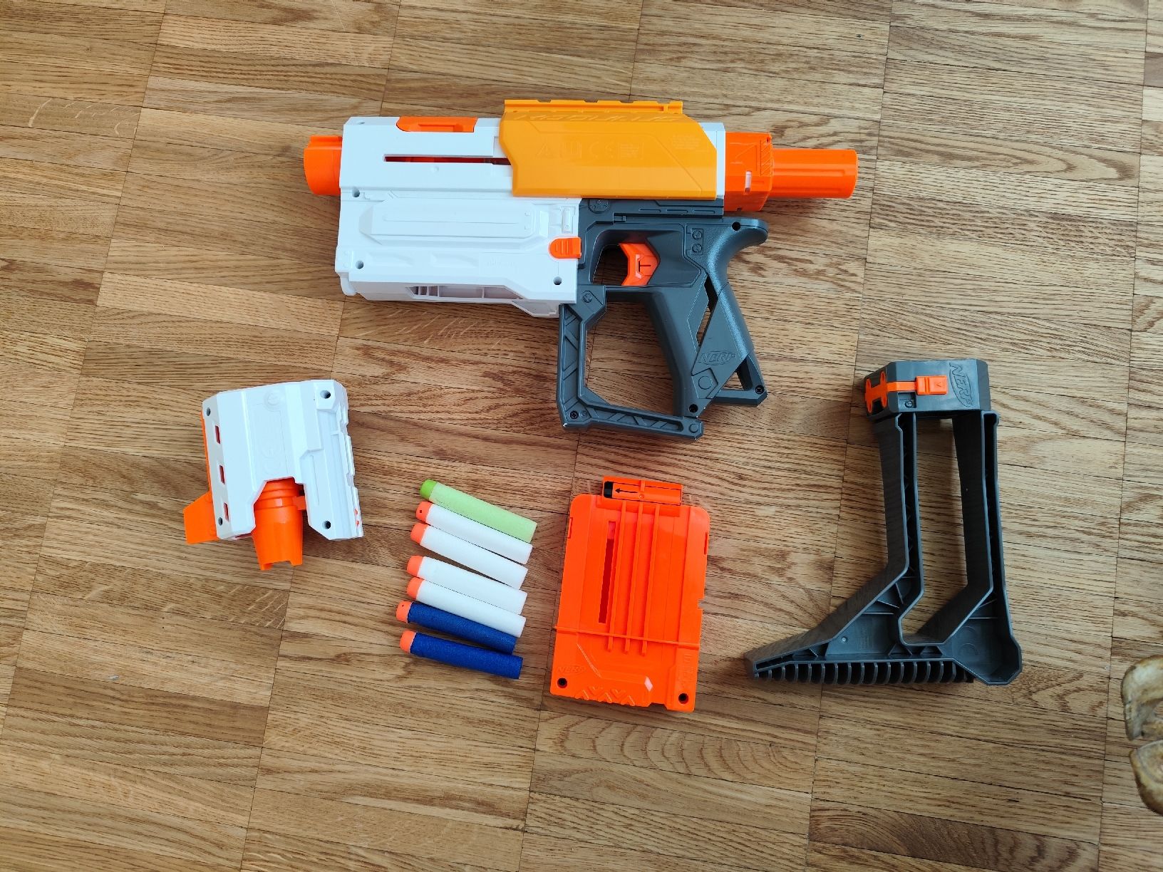 Nerf Giocattoli: Nerf Modulus Regulator mit Schulterstütze – Usato da Zürich venduto da sam_c9nd 3