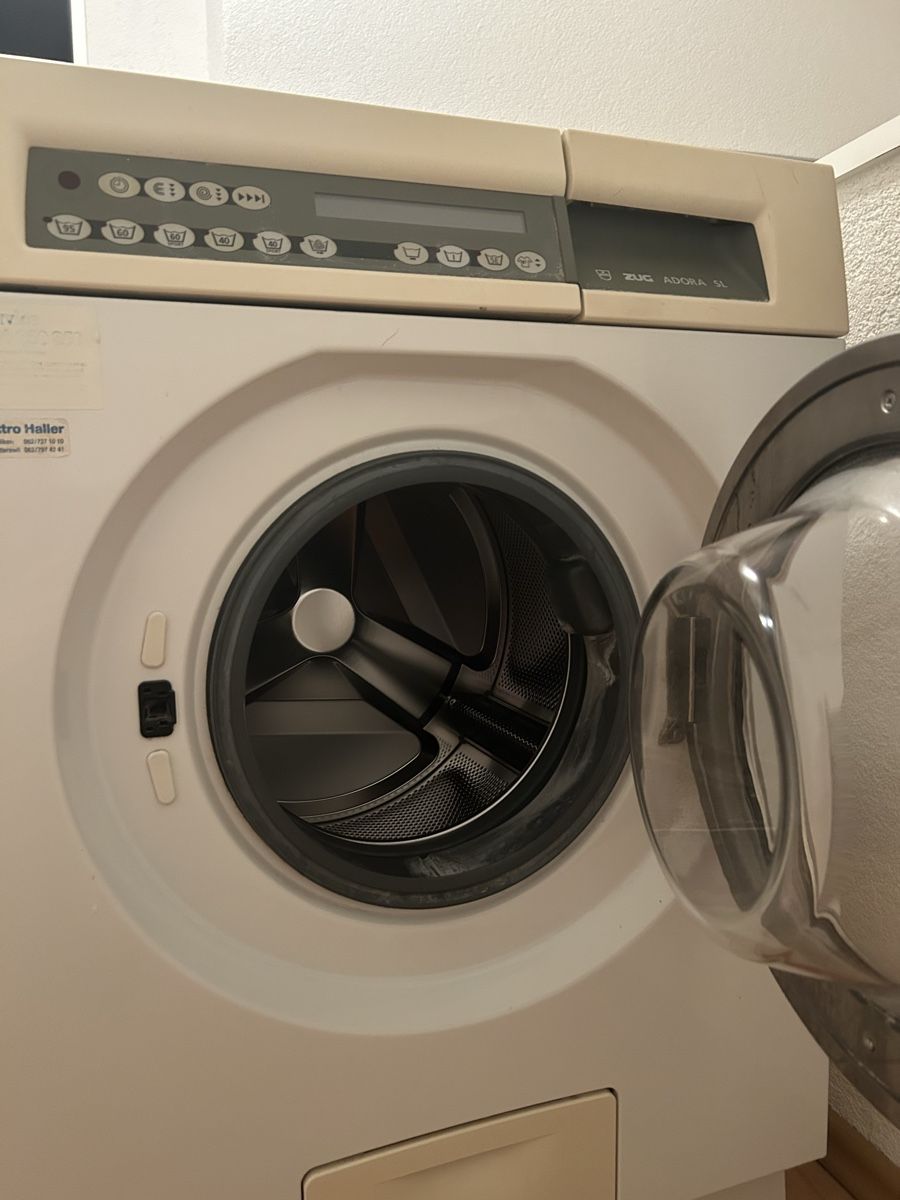 V-Zug Lavatrici: Waschmaschine V-Zug – Usato da Aesch BL venduto da fra_8mxp 1