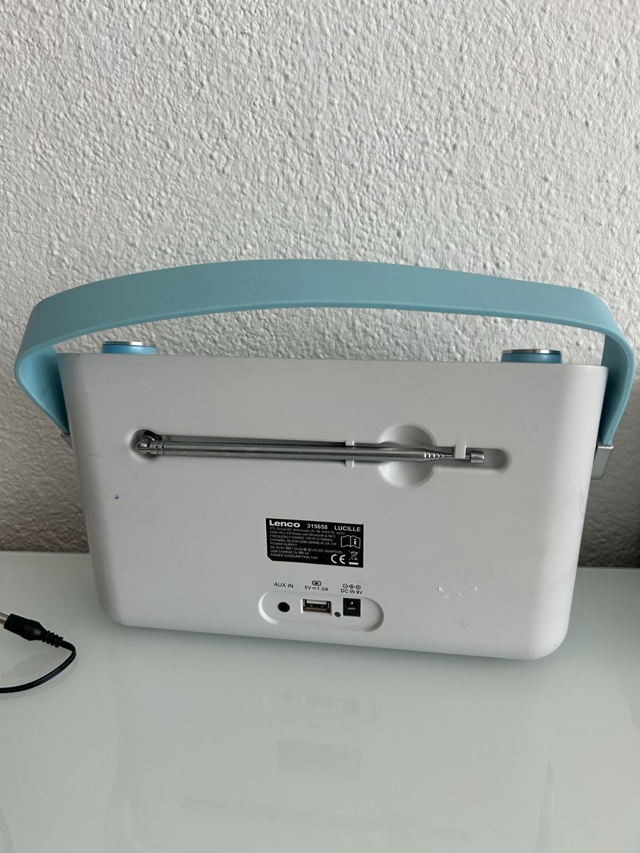 Lenco Radio: Lenco DAB+ / FM Radio mit Bluetooth – Usato da Frauenfeld venduto da berk39 3