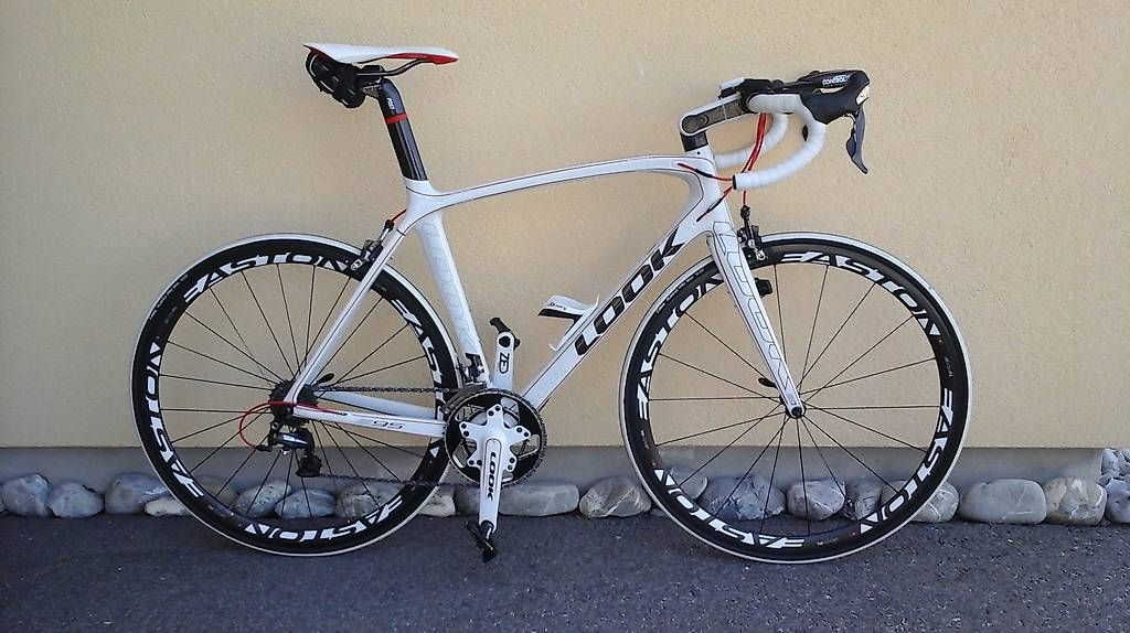 Velos: A SAISIR Vélo Look carbone 695 – Gebraucht aus châtel-st-denis von Triman0