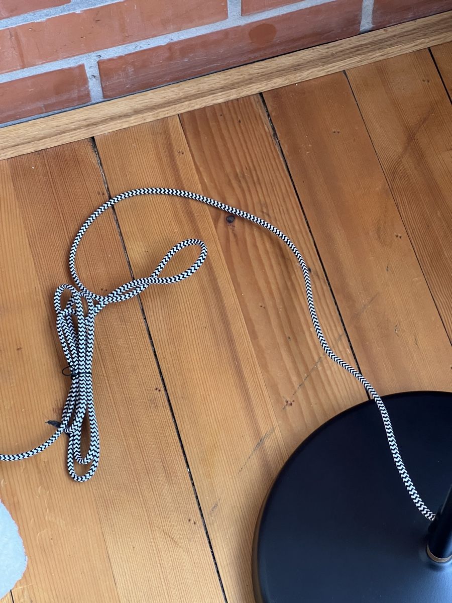 Ikea Lampes: Stehleuchte Stehlampe schwarz, verstellbar,  – D'occasion à Biel/Bienne par mona222 4