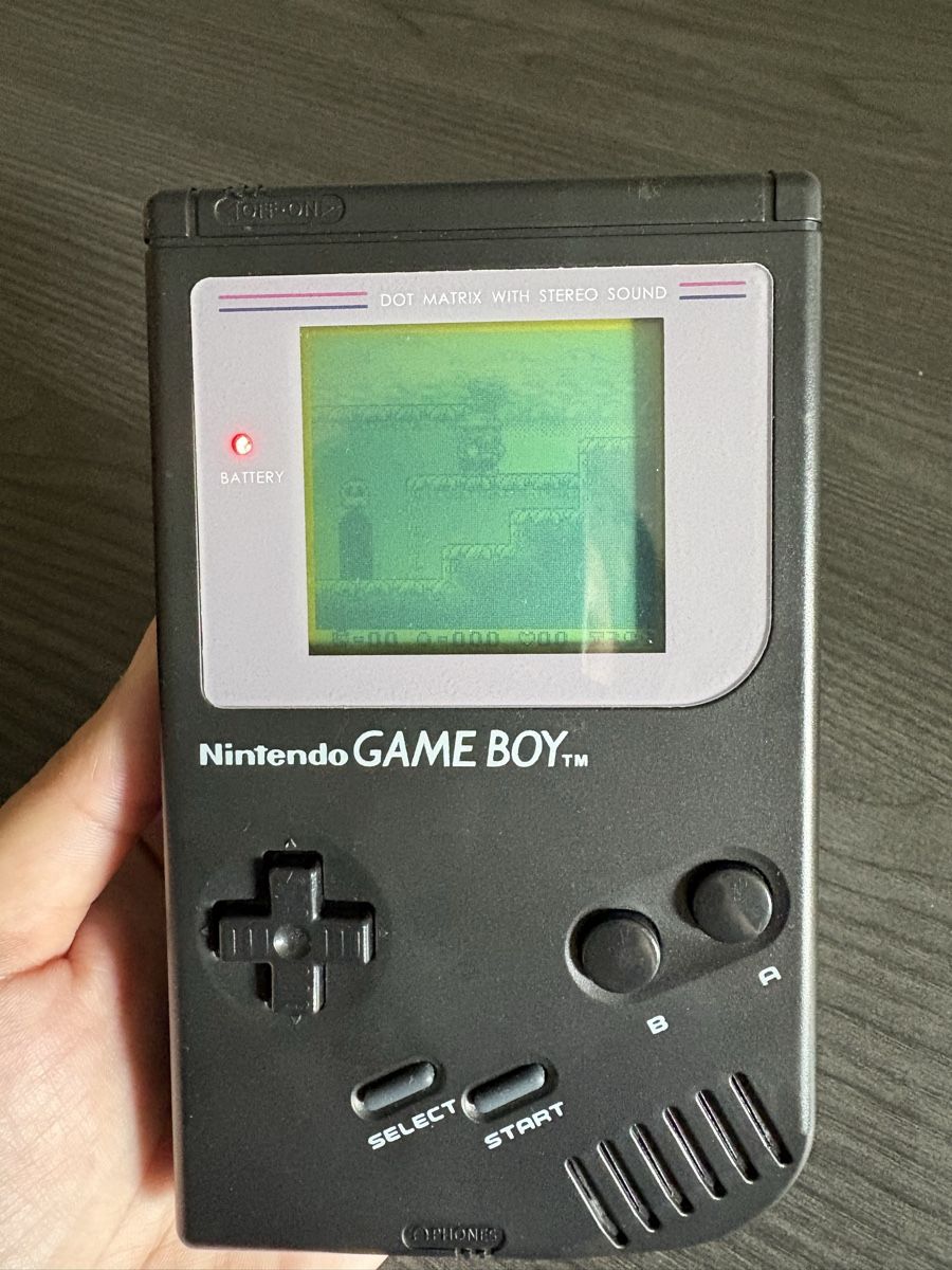 Nintendo Consoles: Gameboy Black Edition – D'occasion à Allschwil par MK95 5