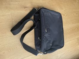 Laptoptasche, schwarz, wie Neu.Hat viel Platz.