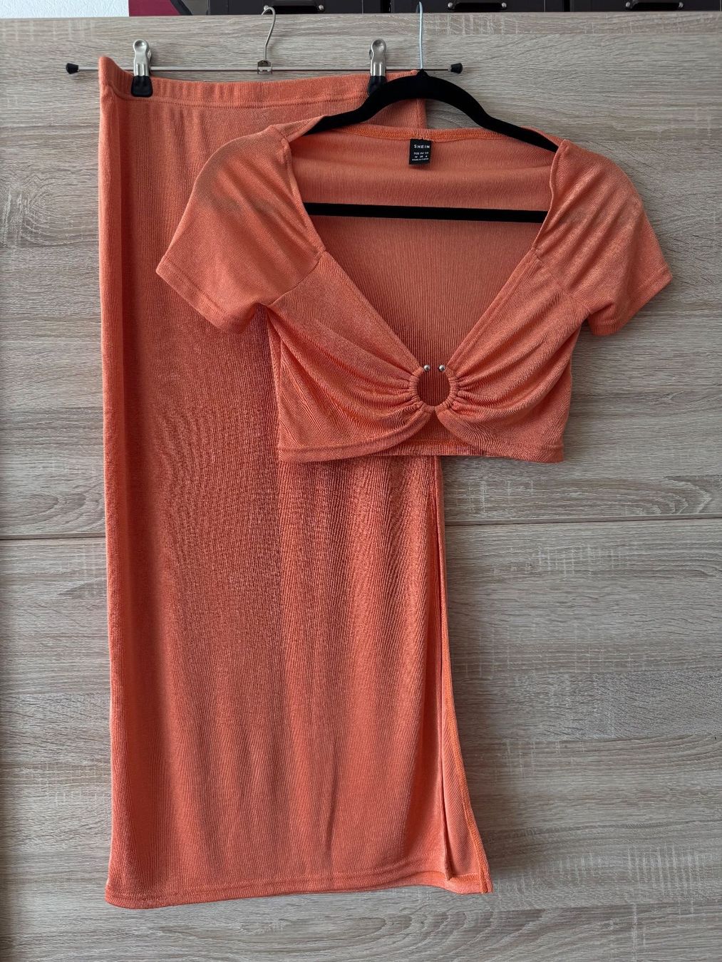 Kleiderpakete: Ensemble orange chic – Neu (gemäss Beschreibung) aus Montreux von iizaa811 3