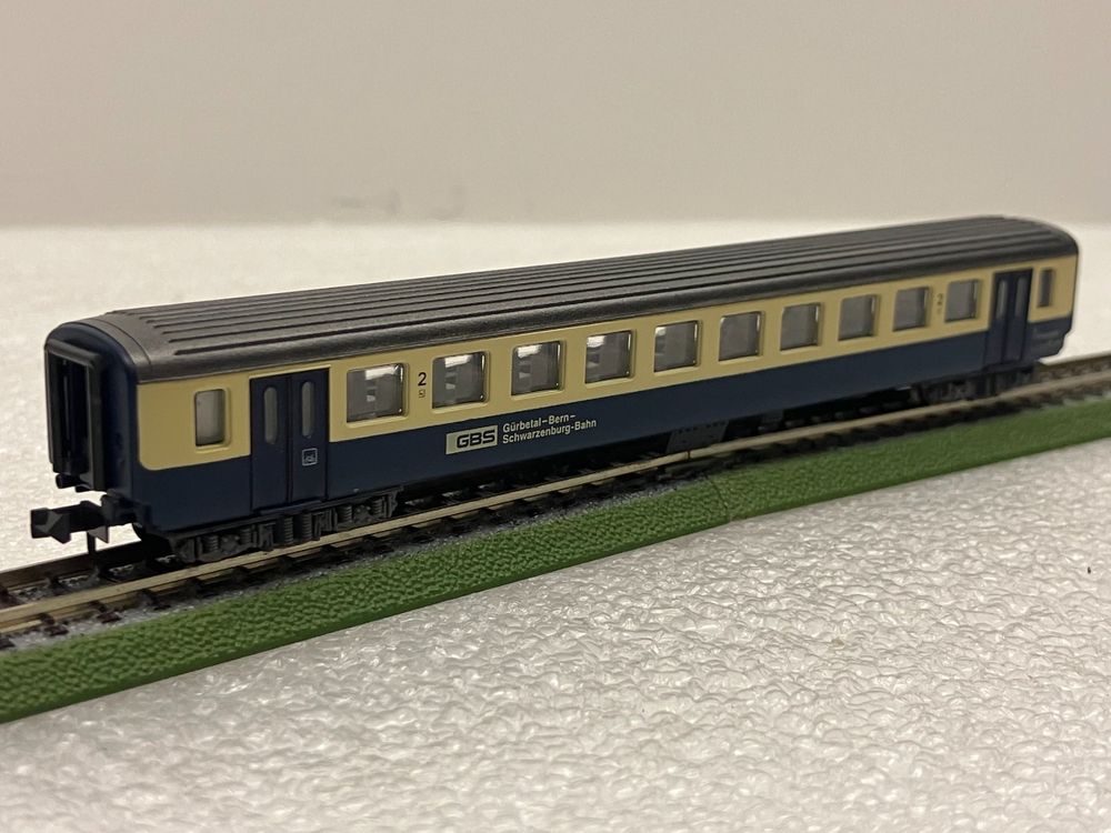Arnold Modelleisenbahnen: Arnold 3259 N= Personenwagen GBS Gürbetal B 703-9 - 2.Klasse – Neu (gemäss Beschreibung) aus Thun von retoolinoo 3
