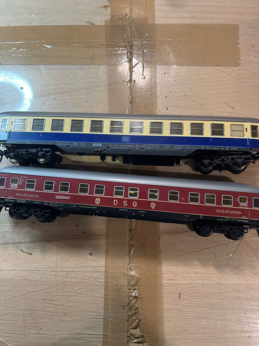 Trix Modellini di ferrovie: Div Personenwagen – Usato da Dübendorf venduto da Troggy