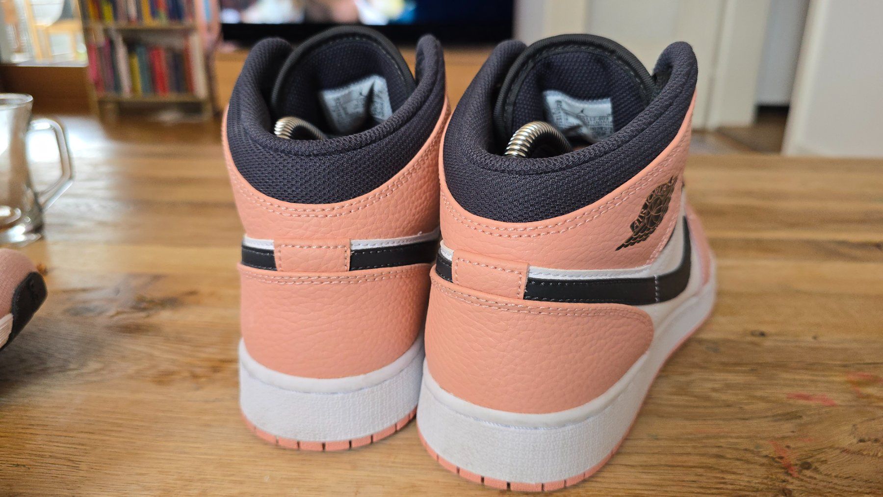Jordan Scarpe da donna: Nike Jordan schuhe EU 40 – Usato da Wallisellen venduto da theblacksheep 4