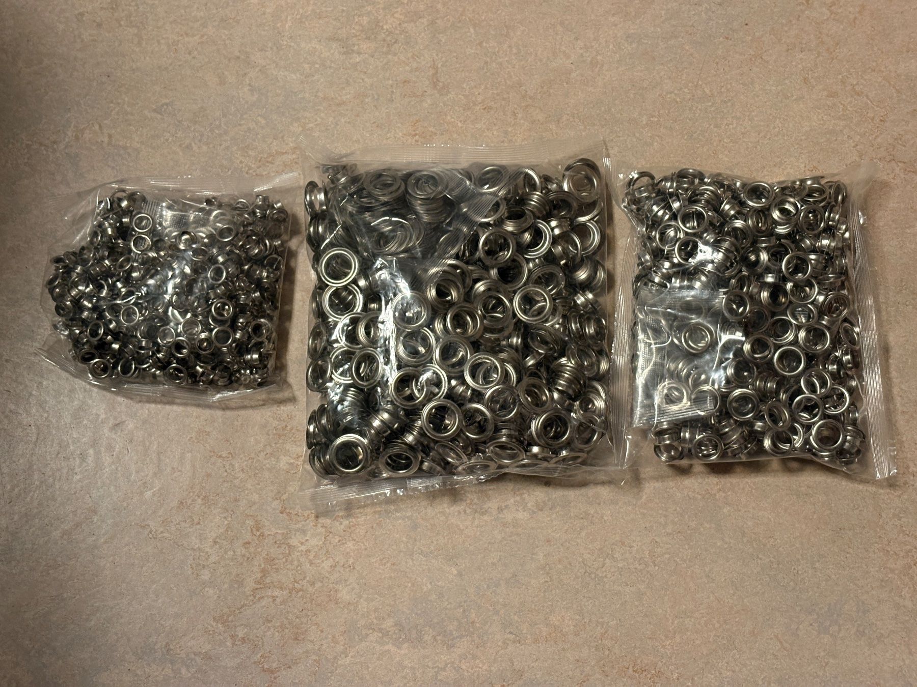 Tutti gli attrezzi: Metallösen Set silberfarbig – Nuovo (secondo la descrizione) da Dietikon venduto da The-Star-Shop