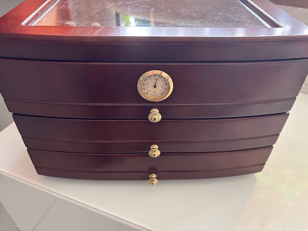 Altro in Decorazioni & Accessori: Exklusive Zigarrenbox mit Zubehör – Usato da Wangenried venduto da bemja 4