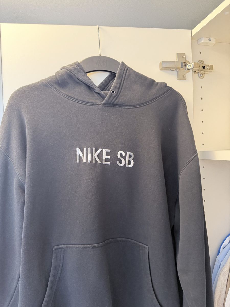 Nike Pullover & Sweatshirts: NIKE SB Hoodie – Gebraucht aus Steinhausen von Albin6312