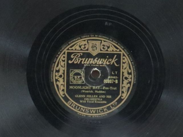 Schallplatten: Schellack Glenn Miller Peg O' My Heart / Moonlight Bay – Gebraucht aus Eschenbach SG von Astalavista 4