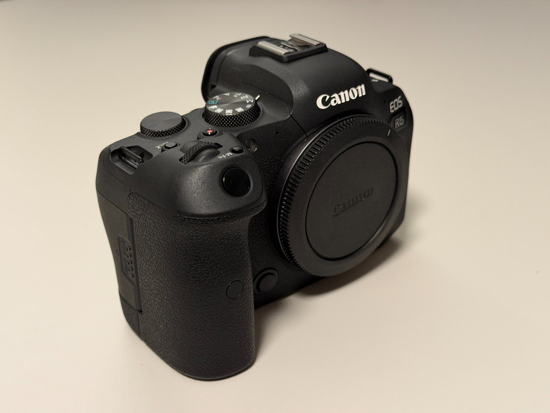 Canon Kamera: Canon EOS R6 – Gebraucht aus Birmensdorf ZH von SkiByte 1