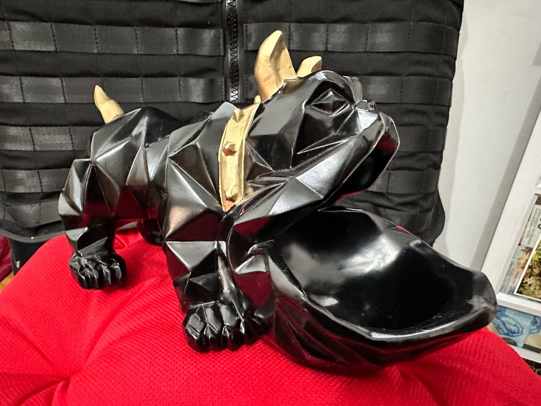 Tutte le decorazioni: Dog/Schale/Hund/ – Usato da Dittingen venduto da Lupo35 1