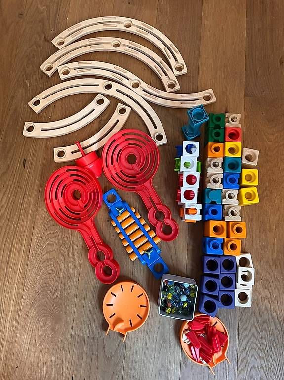 Hape Giocattoli: Hape Quadrilla Super Spiralburg – Usato da Abtwil SG venduto da nur_6nx6