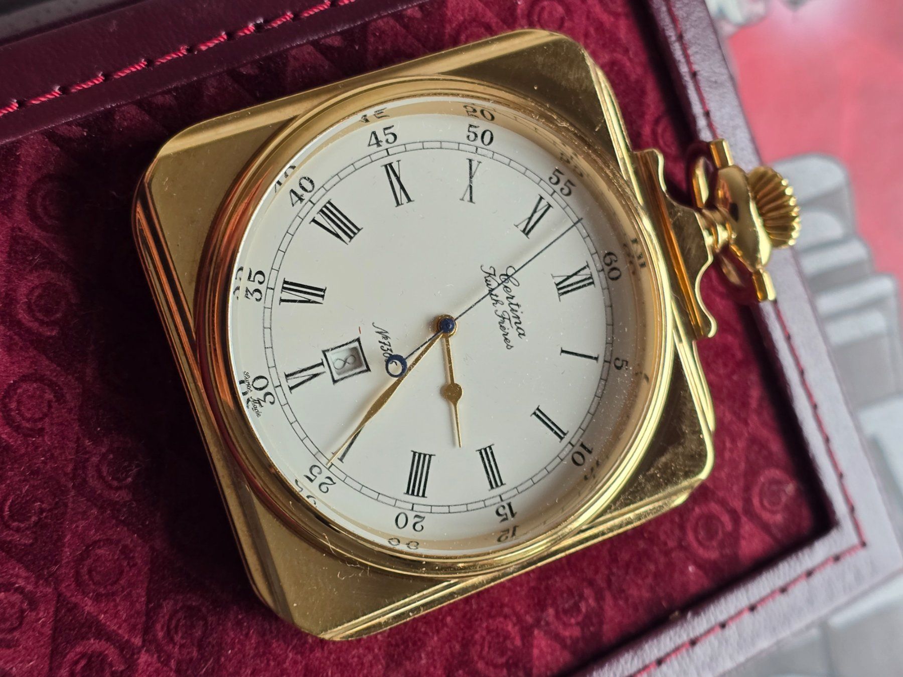 Certina Orologi: Certina Kurth Freres ABB Tischuhr mit Box – Usato da Muri AG venduto da Corredor