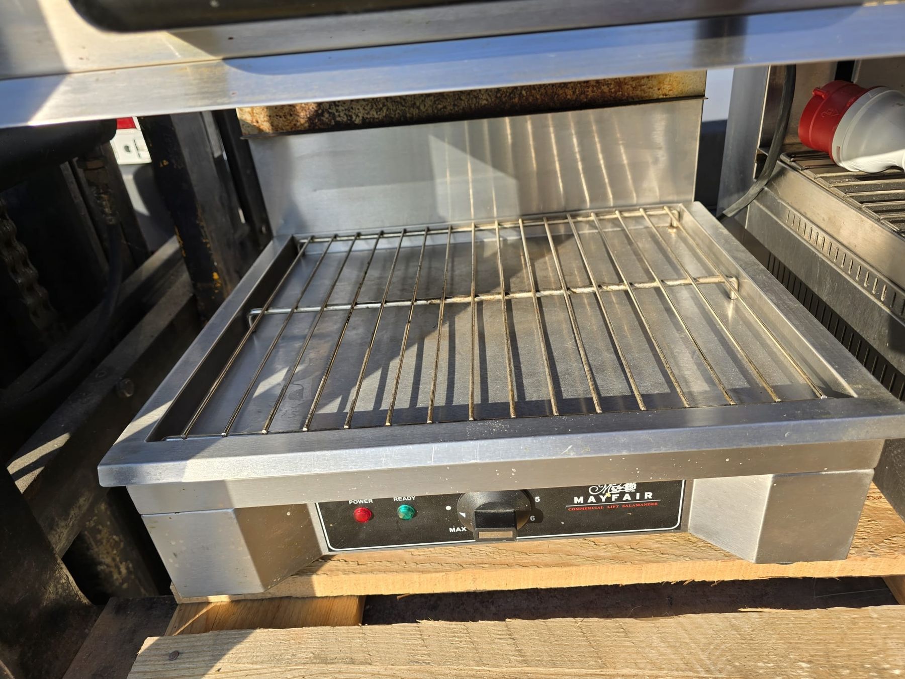 Griglie: Mayfair Salamander Grill #475 – Usato da Wuppenau venduto da Gastro-Wuppenau 1