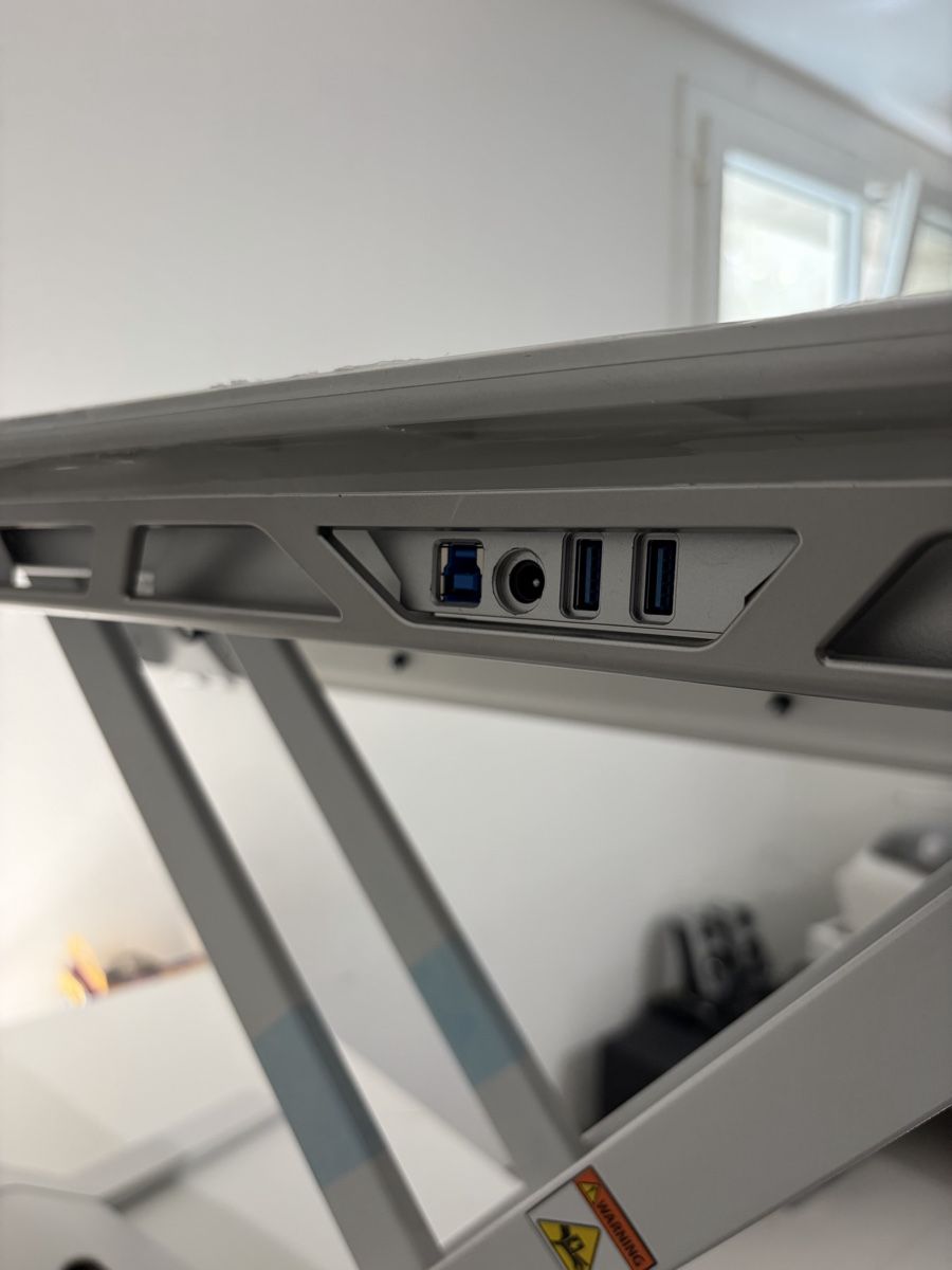 Fellowes Scrivanie: Fellowes Lotus DX – Nuovo (secondo la descrizione) da Gümmenen venduto da MyIDevice 8