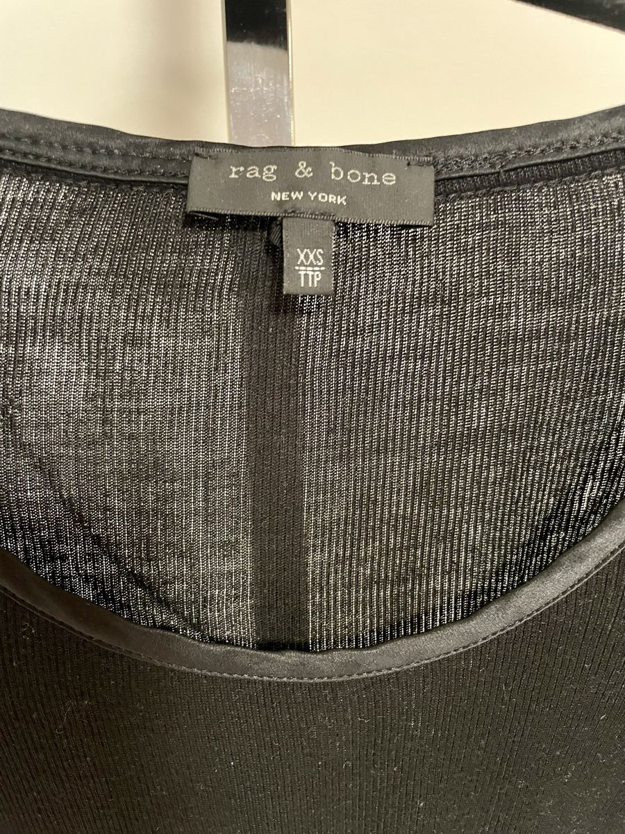 Top: Rag & Bone - T XXS, Top noire – Usato da Genève venduto da Rio10 1