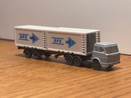 M1555: Lastwagen mit Containern (Spur N)