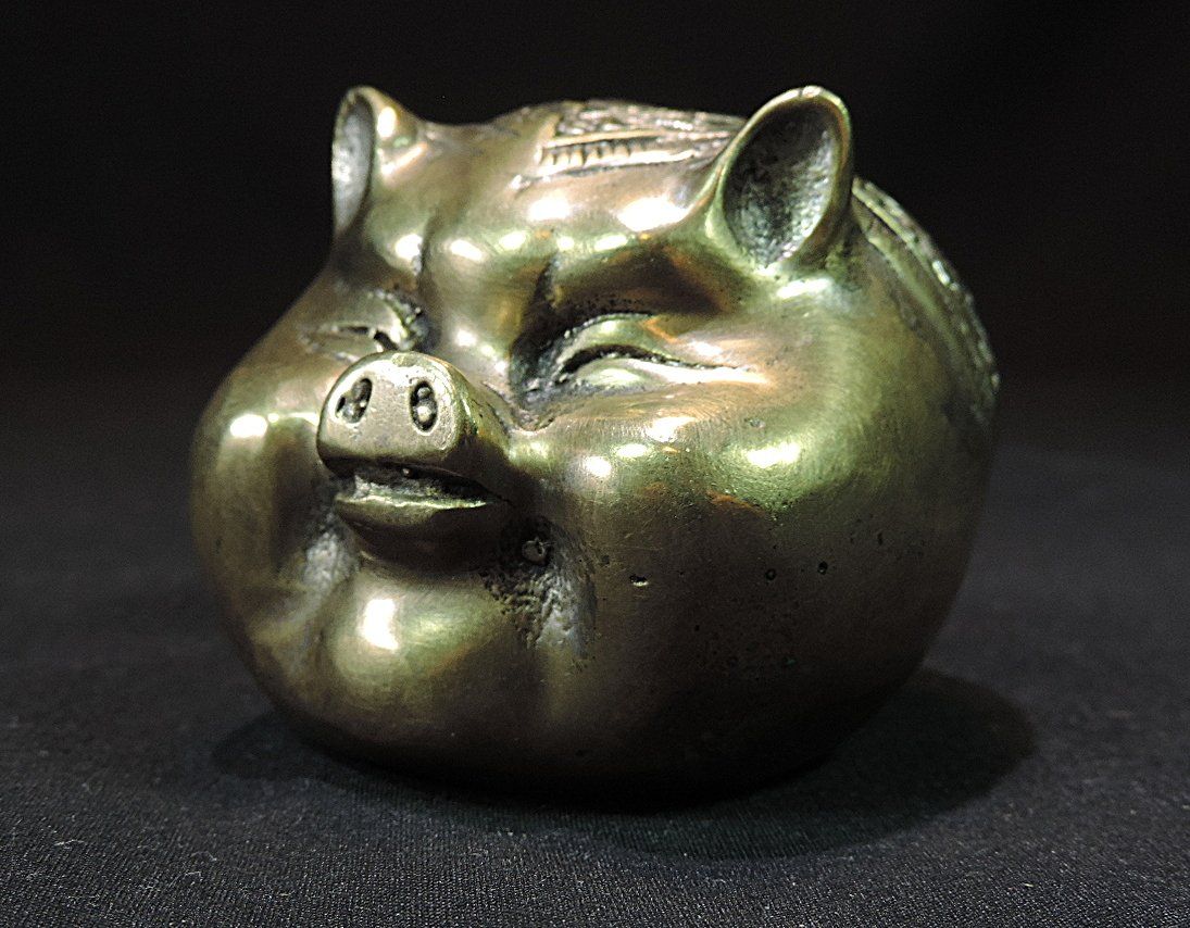 Statuette: China Glücks Schweinchen Messing Figuren – Usato da Duggingen venduto da roterbambus