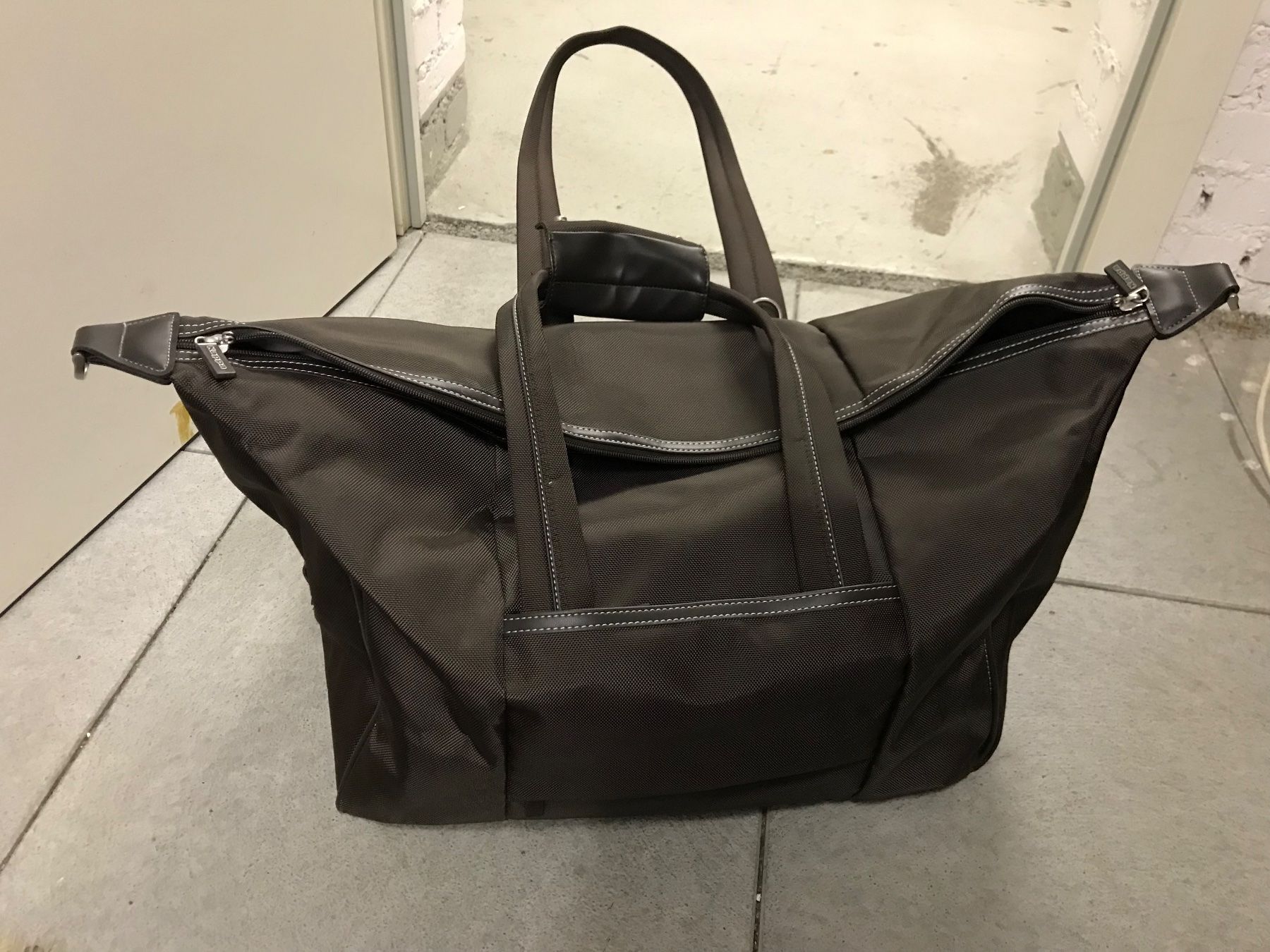 Kappa Borse: Reisetasche von Kappa NEU – Nuovo (secondo la descrizione) da Zürich venduto da Danizh 1