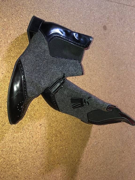 Chaussures femmes: Bottines bi matières – D'occasion à Riex par sie_ngx9