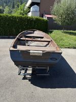 Boot mit hänger  und ausweise