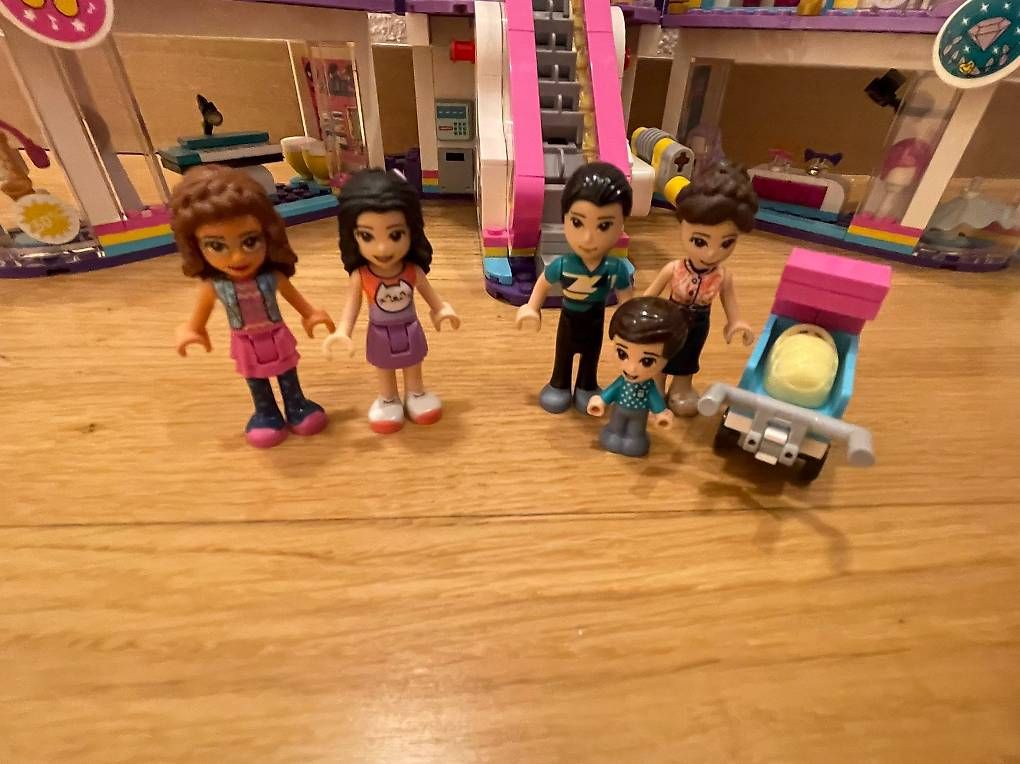 Spielzeuge: Lego Friends Shopping Center – Gebraucht aus Unterengstringen von mrs_bambee 1