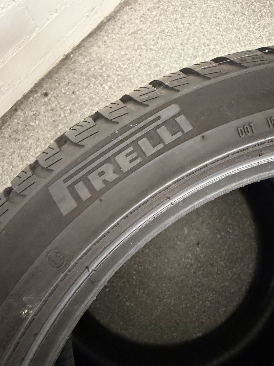 Altro in Scrittura & Disegno: Pirelli 275 40 20 – Usato da Biel/Bienne venduto da gm0_9qhk 1