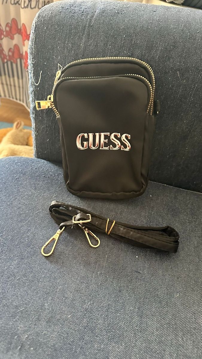 Guess Taschen: Guess Umhängetasche Schwarz NEU – Neu und originalverpackt aus Ostermundigen von Marlise68