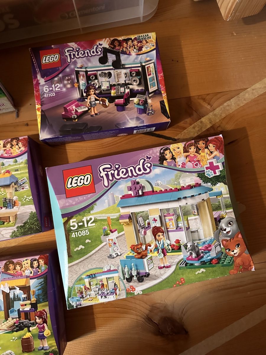 Lego Giocattoli: Lego Friends Sets mit Buch – Usato da Appenzell venduto da CBuerkler 2
