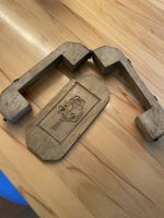 Alte Butterform aus Holz
