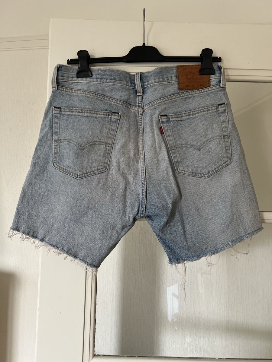Jeans: Levi’s jeans short w32 – Usato da Lausanne venduto da x_g_768c 1