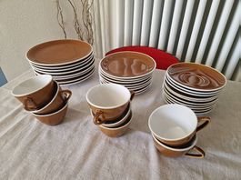 Ensemble Rössler brun année 60