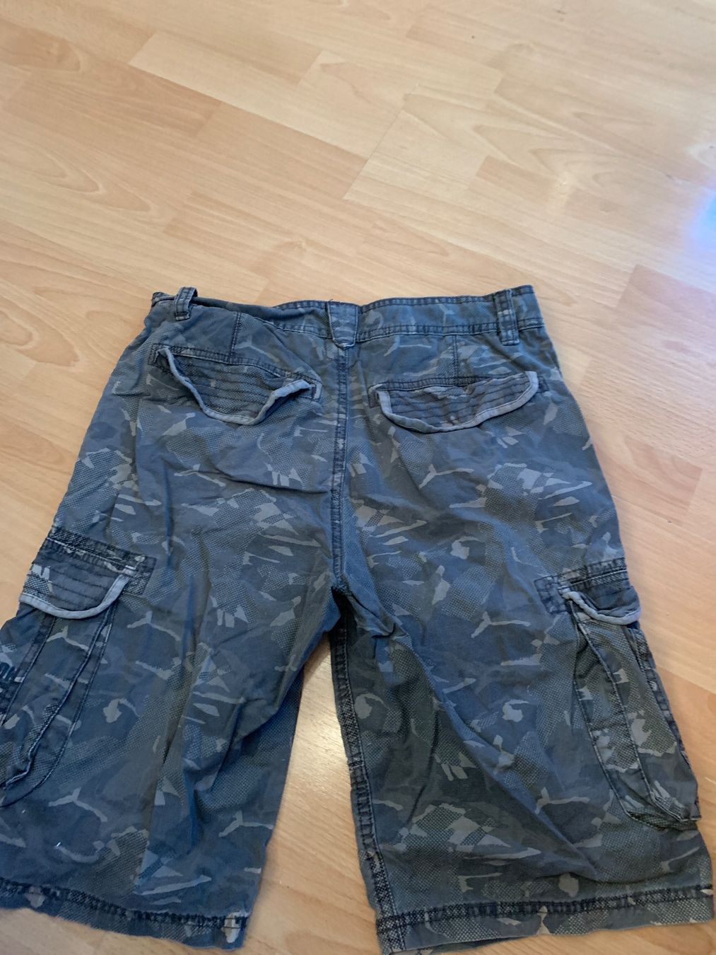 Pantaloni: Bermuda camouflage Tom Tompson taille S – Usato da MEYRIN venduto da Gwendo10 1