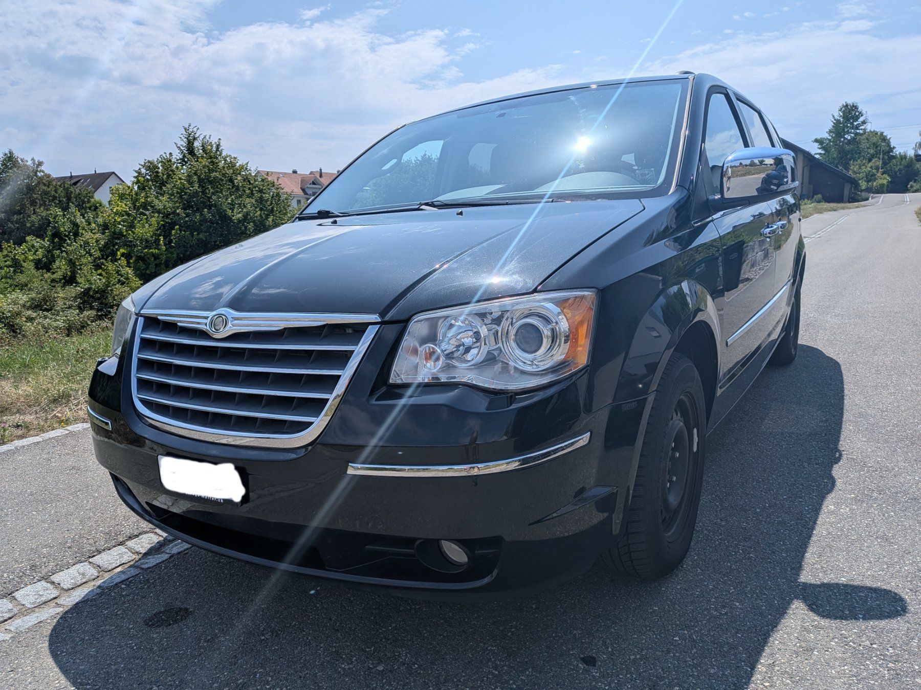 Chrysler Autos: Chrysler Grand Voyager 3.8 Ltd – Gebraucht aus Lengnau AG von tomkribi