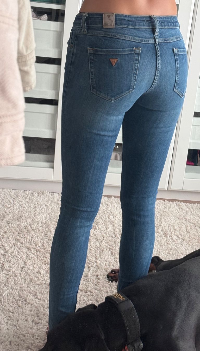 Guess Jeans: Guess 27 – Neu (gemäss Beschreibung) aus Niederglatt ZH von mvgie 1