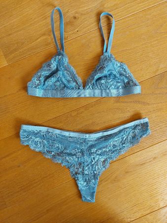 Wäscheset BH und String, Spitze, Manor Grösse M, ungetragen