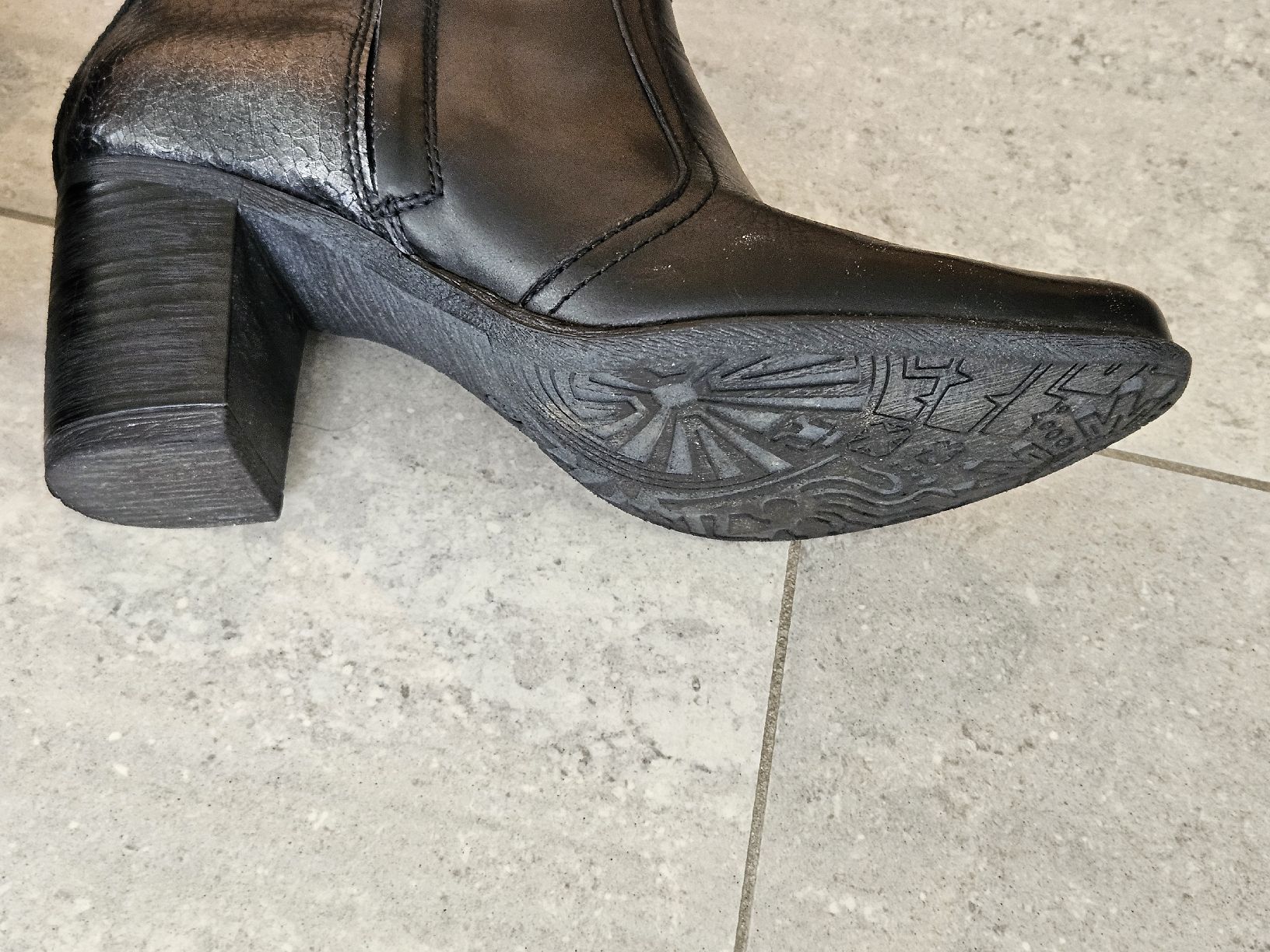 Scarpe da donna: Stiefeletten, Max – Nuovo (secondo la descrizione) da Wiesendangen venduto da Sinhuk 3