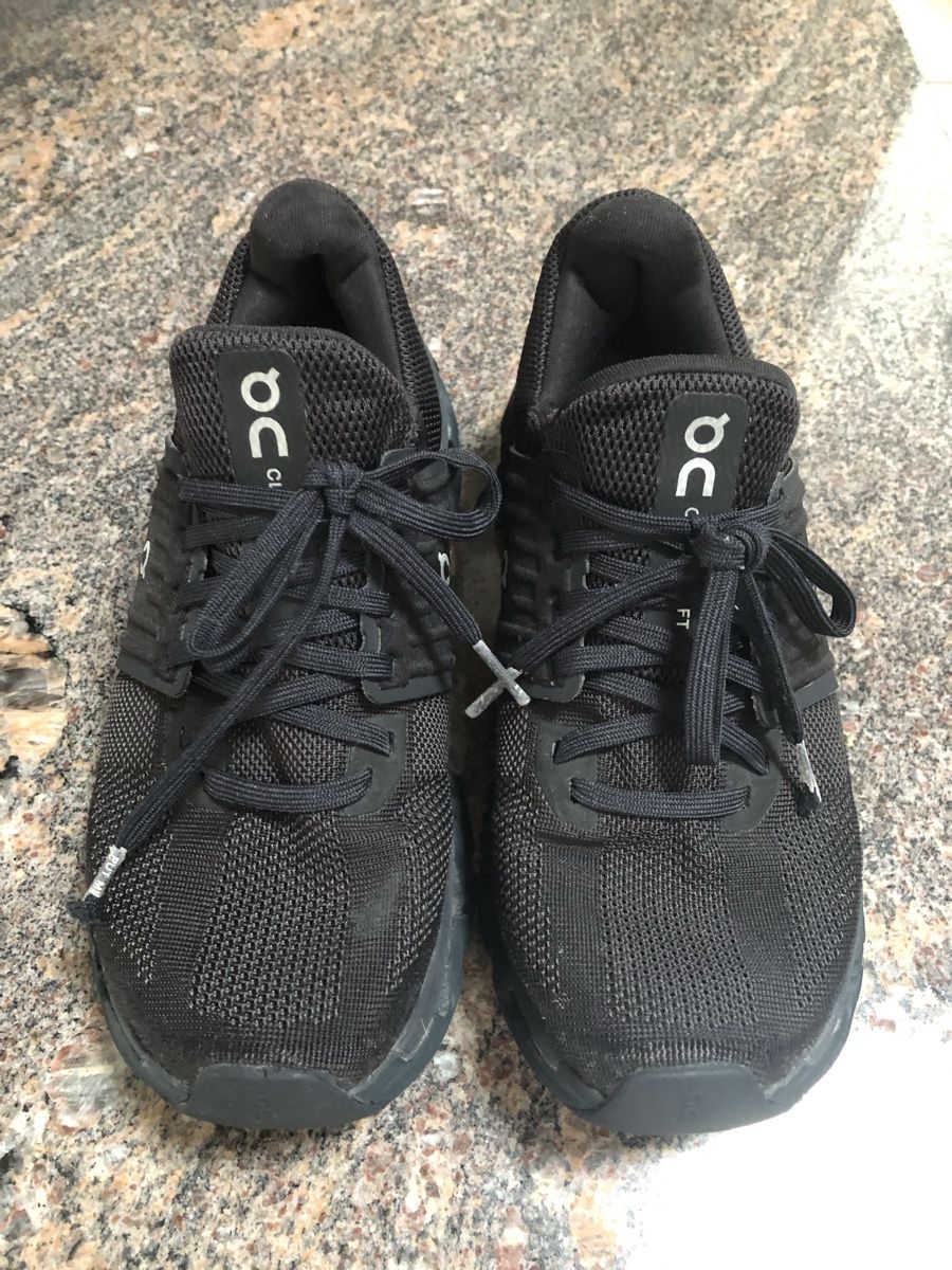 On Chaussures garçon: On Turnschuhe Kinder – D'occasion à Uster par vladi2809 1