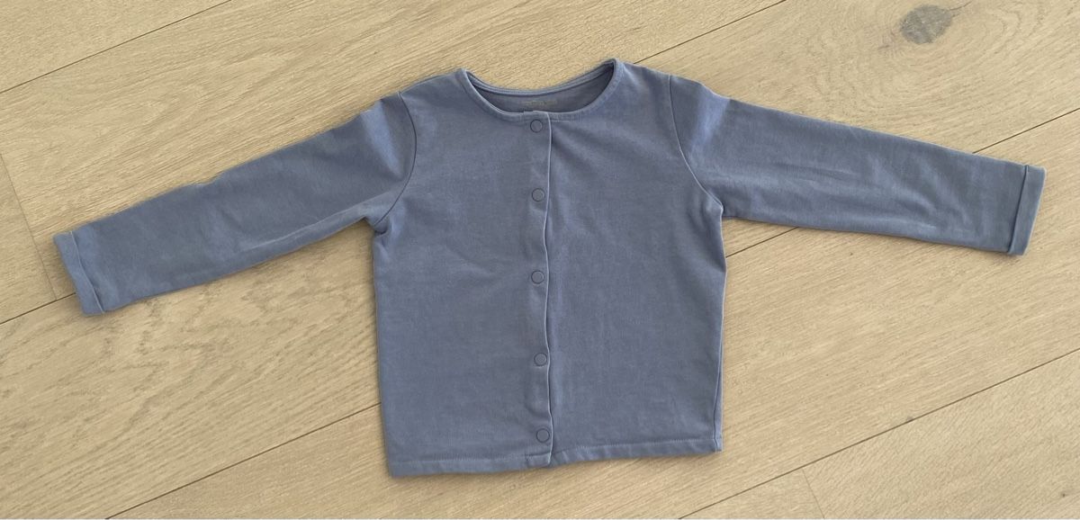 Altro abbigliamento per bambina: Weste vertbaudet 104cm/4a – Usato da Hofstetten SO venduto da ani_55wx