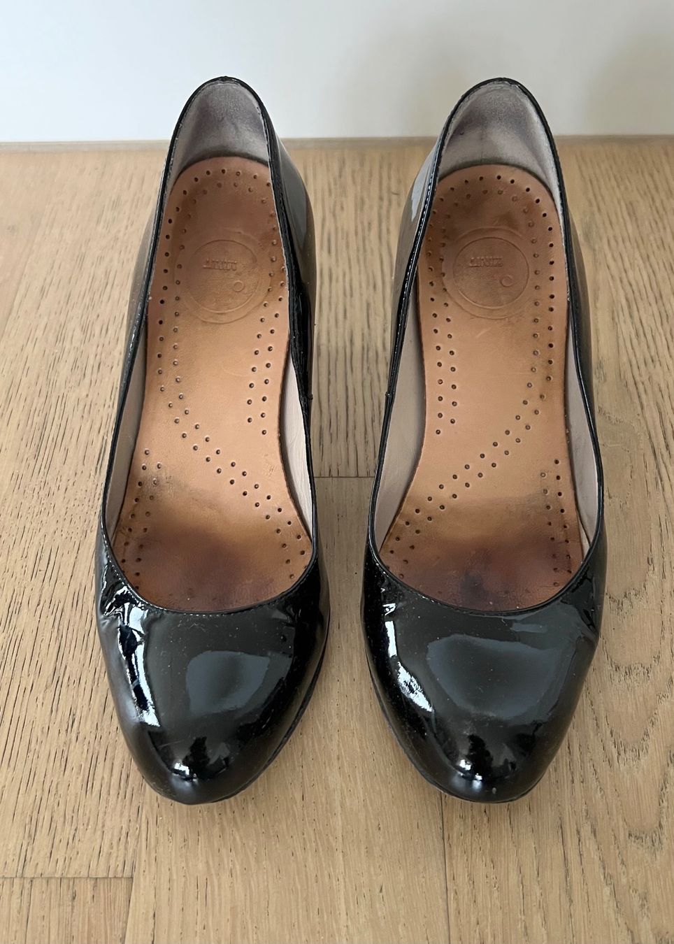 Scarpe da donna: L.K. Bennett Black Pumps, Gr. 35 – Usato da Zürich venduto da berthy